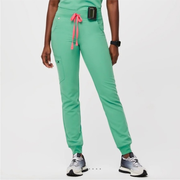 Figs Limited Edition Surgical Green Scrub Set New Size XS Catarina Top Zamora - Picture 12 of 15